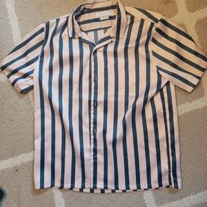 Urban Outfitters Short Sleeve Collar Shirt